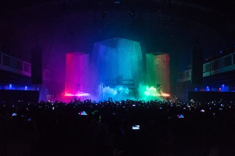 Beam Bar 10 and Beam Bar 6 lasers surround the players. Photos courtesy Pyrotecnico.