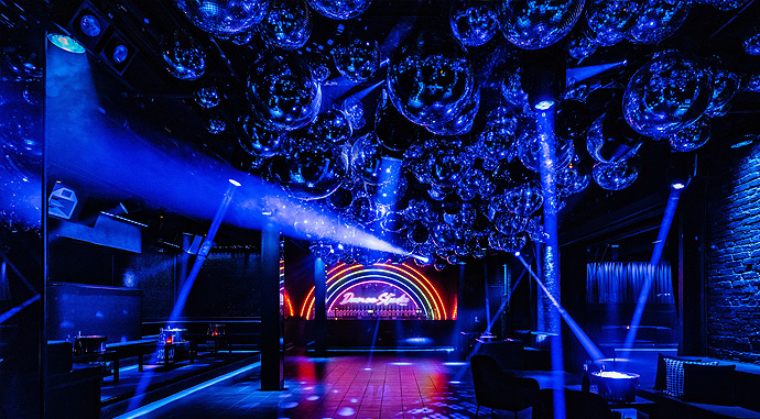 Almost 500 ADJ Mirror Balls Fill New Nightclub’s Ceiling – PLSN