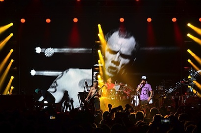 Red Hot Chili Peppers at NYE 2013