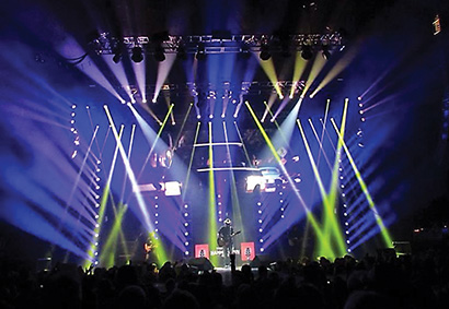 Toby Keith tour photo by Kayleigh Rose