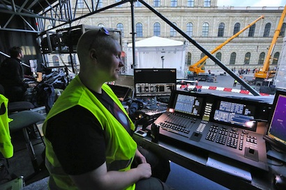 Tina Emmerich with the ETC Gio at FOH in Munich. Photo: Tom Becker