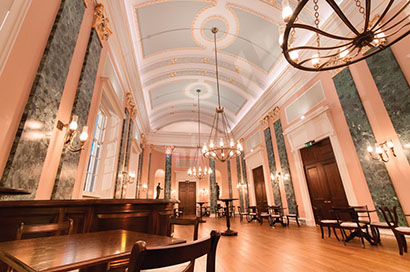 Theatre Royal, Drury Lane Lit with Rosco’s Miro Cube 4C. Pictured here, the Grand Saloon Bar