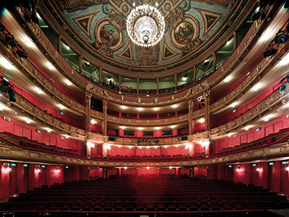 De Blaamse Opera photo by Tom Dhaenens