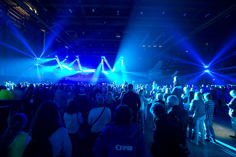 KLM Airline Marks 95 Years, Lighting Show Rig Includes Robe’s BMFL Spots