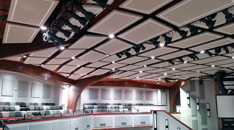 The church’s 88 new elektraLite Dazer RGB fixtures are positioned between the ceiling’s acoustical panels