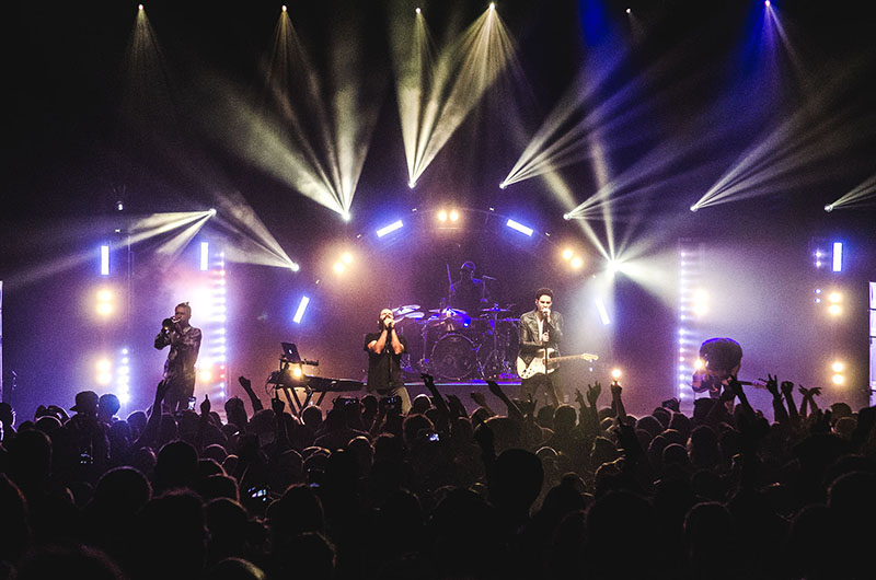 Capital Cities’ In a Tidal Wave of Mystery Tour lit with Robe fixtures. Photo by Amber Stokosa