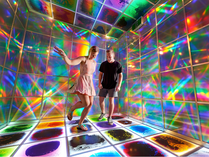 Professor Boggleworth's Imaginarium holographic room, Aussieworld's newest attraction