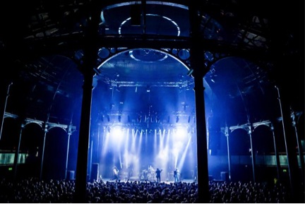 The Showline SL NITRO 510C strobes allowed Campbell to accent key moments in Karnivool's complex songs. (c) Lara Cullen