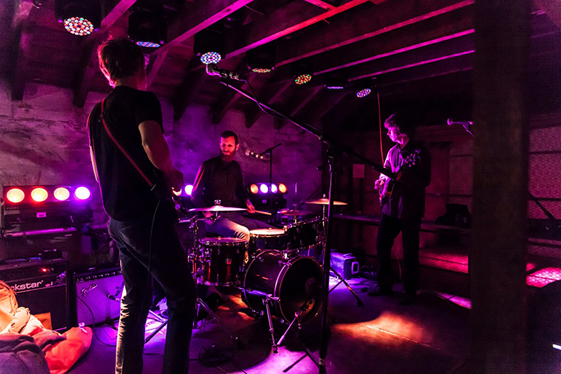 Band in Cage Space