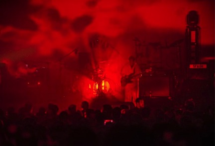 Button employed the Vari-Lite VL4000 BeamWash to power through the transparent drum kit with its incredibly bright beam.