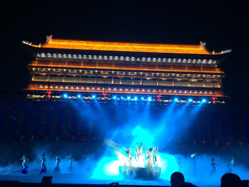 The lighting rig was comprised of a combination of XL 1500 Spot; XL 1500 Wash; XL 1500 Wash/Beam and XL 1500 Beam