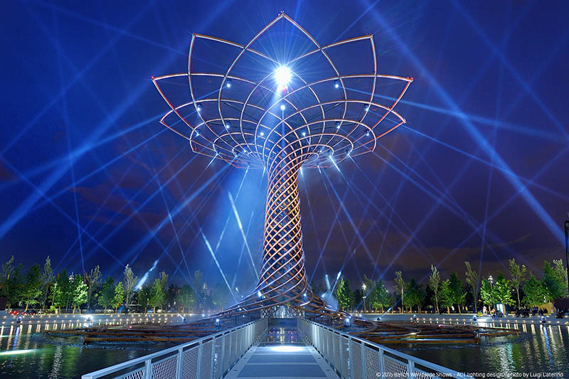 Tree of life at Albero della Vita Expo 2015 - © 2015 Balich Worldwide Shows - ACT lighting design (c) Luigi Caterino
