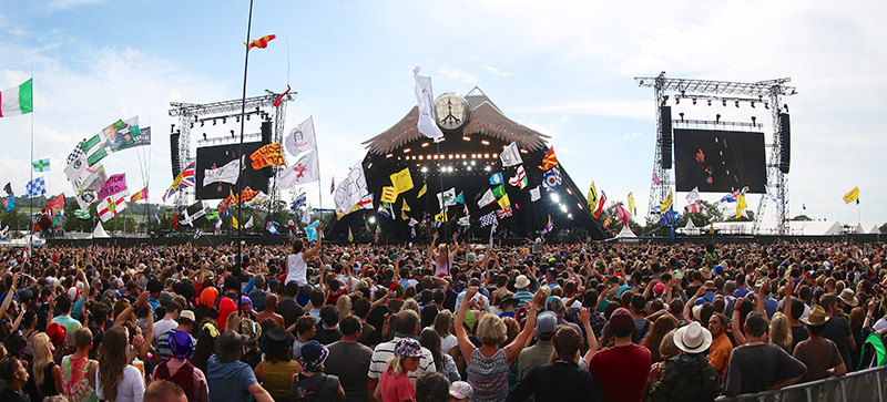 Glastonbury Festival Artwork Lit with Chauvet Professional, Iluminarc ...