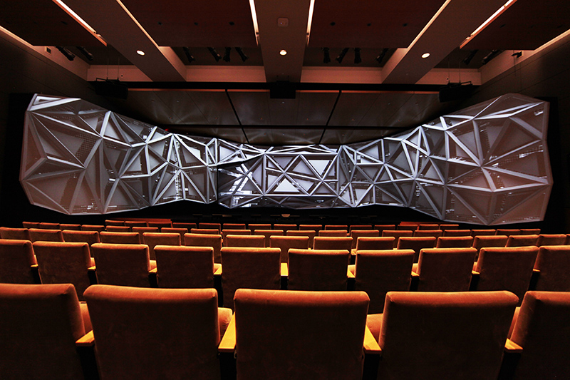 For Klick Health's 'Klick Ideas Exchange 2015' event in Philadelphia, WorldStage provided production support that included image-mapping projection for John Ensor Parker's 3D set element.