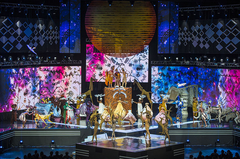 Las Lunas Del Auditorio 2015 Lit with Robe Fixtures