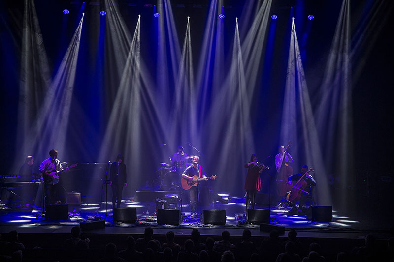 London’s Barbican arts center has invested in Robe DL4S LED profile and Pointe multi-functional moving lights.