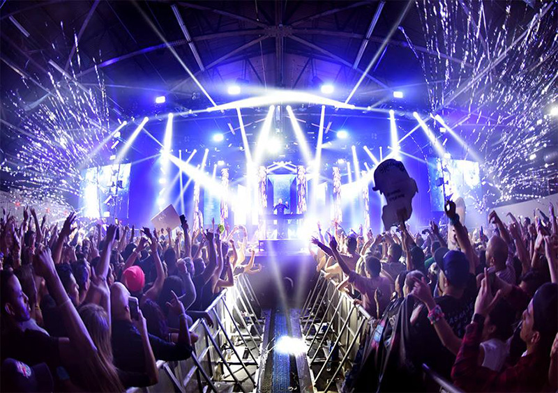 Kaskade at Pier of Fear in NYC. Photo by Mark Owens
