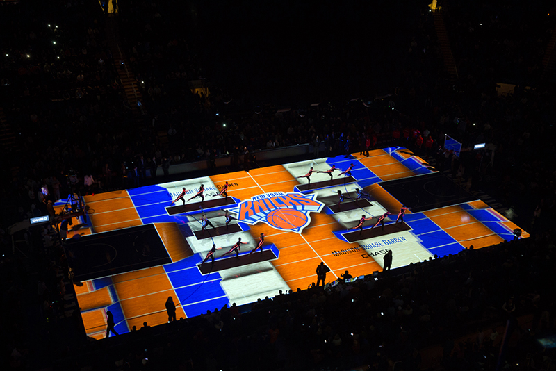 Rangers and Knicks Projections Rally Fans at Madison Square Garden