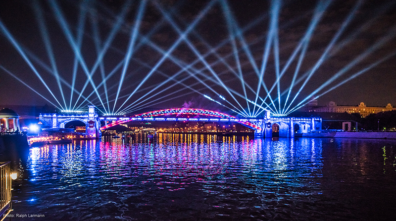Moscow's Circle of Light Festival Includes Clay Paky Mythos, A.Leda Fixtures. Photo by Ralph Larmann