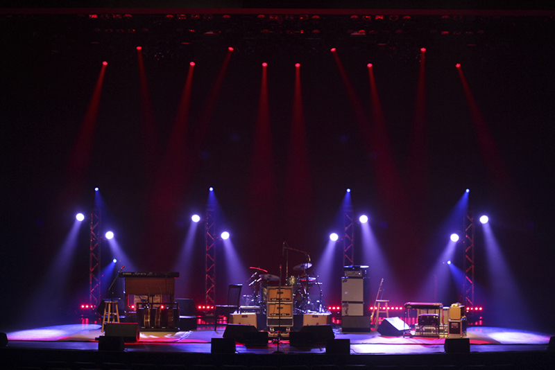 Vince Gill Tours with Bandit Lites