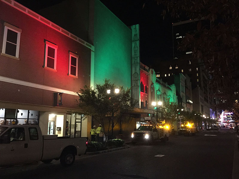Kentucky City Draws Visitors with Architectural Lighting, elektraLite Fixtures