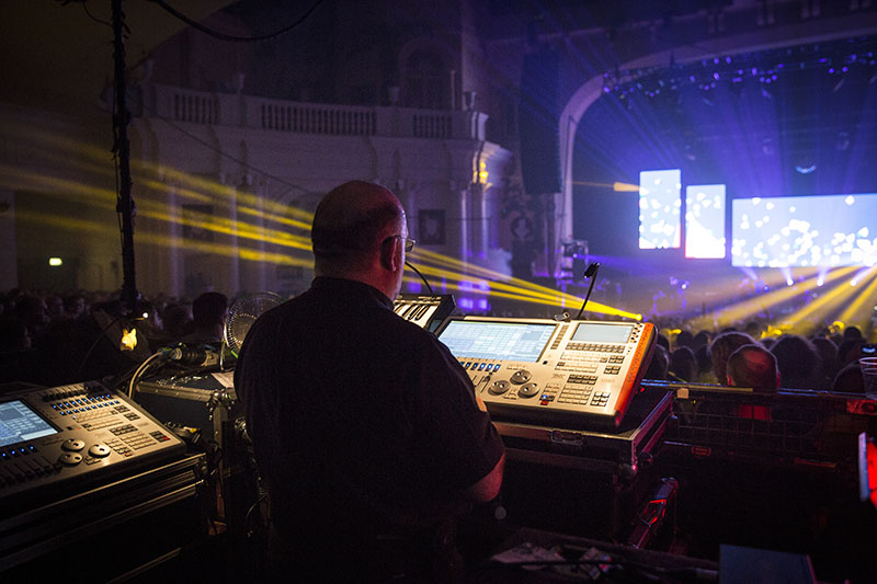 LD Andrew Liddle Uses Avolites Arena Console for New Order Tour
