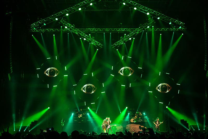 All Time Low Tours U.K./Ireland with Elation. Photo by Adam Elmakias