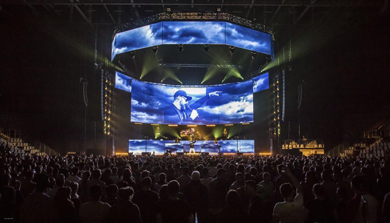 Sido VI Tour in Mannheim, Germany. Photo by Ralph Larmann