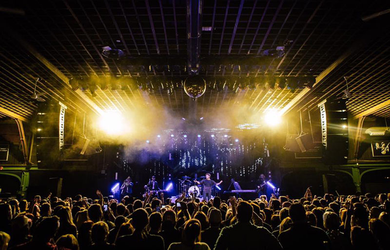 It's the veteran country artist's first headlining tour.