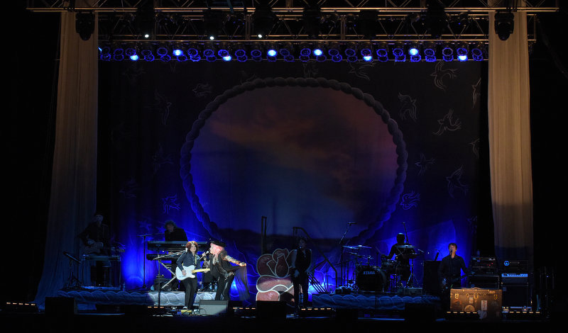 Lauper's show features a five piece band and artful set comprising of a video wall that showcases Western flicks and footage of Cyndi in the studio.