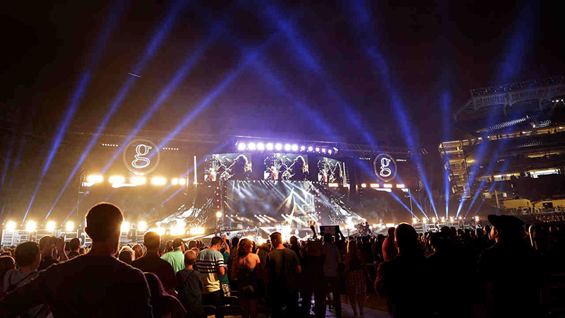 Garth Brooks at Yankee Stadium
