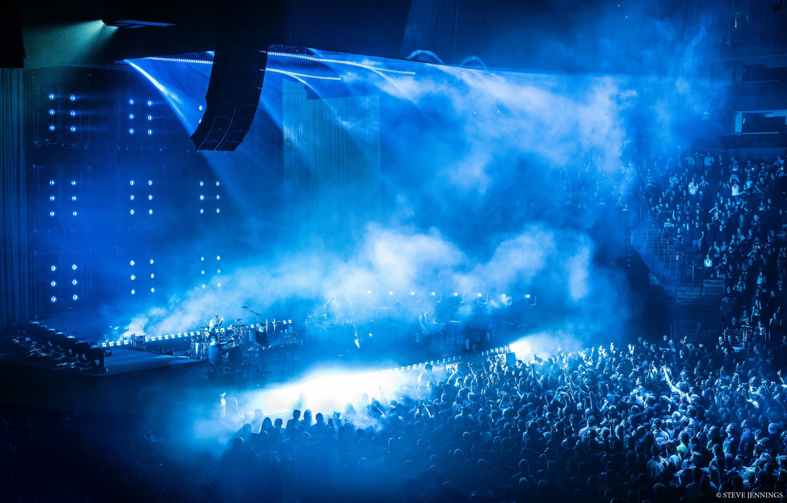 Paul (Arlo) Guthrie Unveils New Looks for Nine Inch Nails Peel It