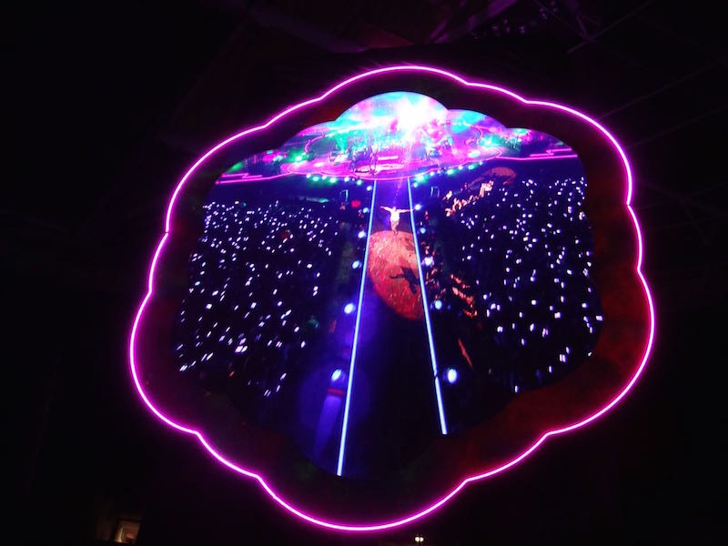 Coldplay using Floppy Flex LED tape