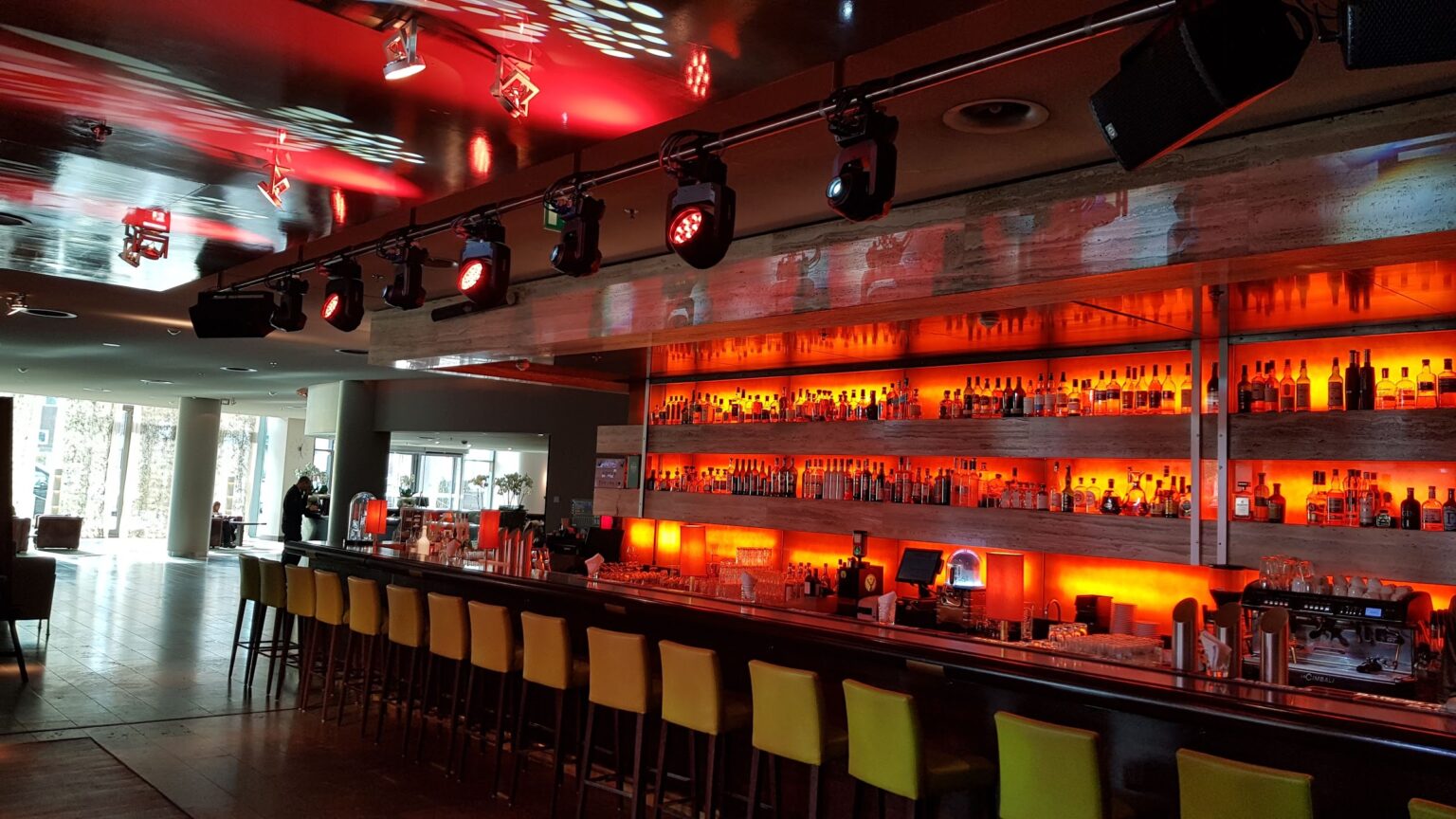 Harry’s New York Bar Expands Entertainment Options in Cologne with CHAUVET DJ PLSN Harry’s New York Bar Expands Entertainment Options in Cologne with CHAUVET DJ PLSN