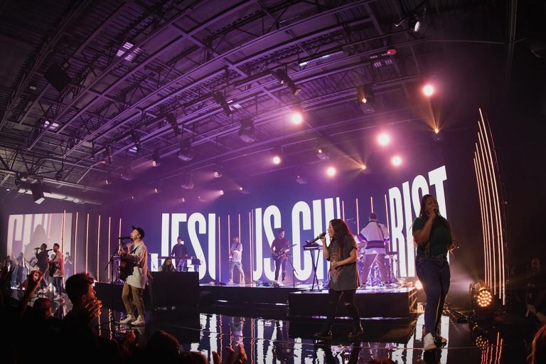 Fast-Growing Church in Nashville Features LED Wall Driven by Brompton ...