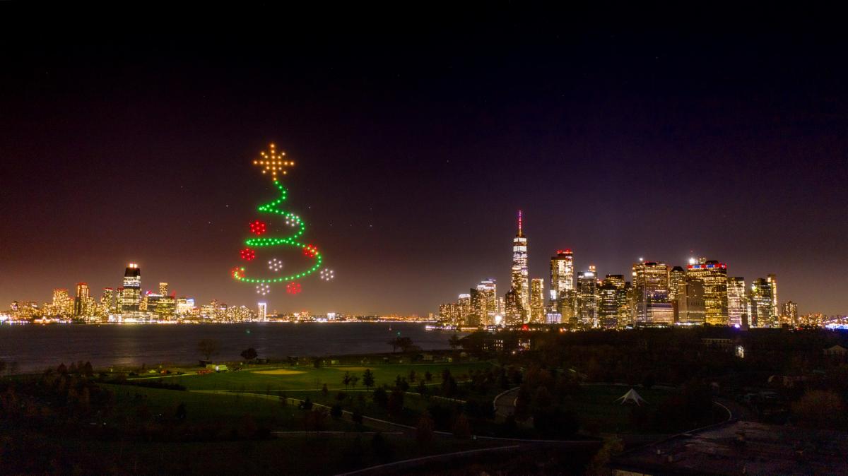 NY Radio Station Flips to All Christmas Music with NYC Drone Show by ...