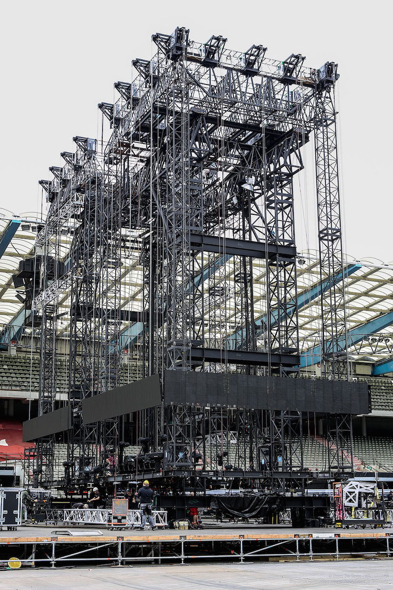 Beyonce's Wall being built