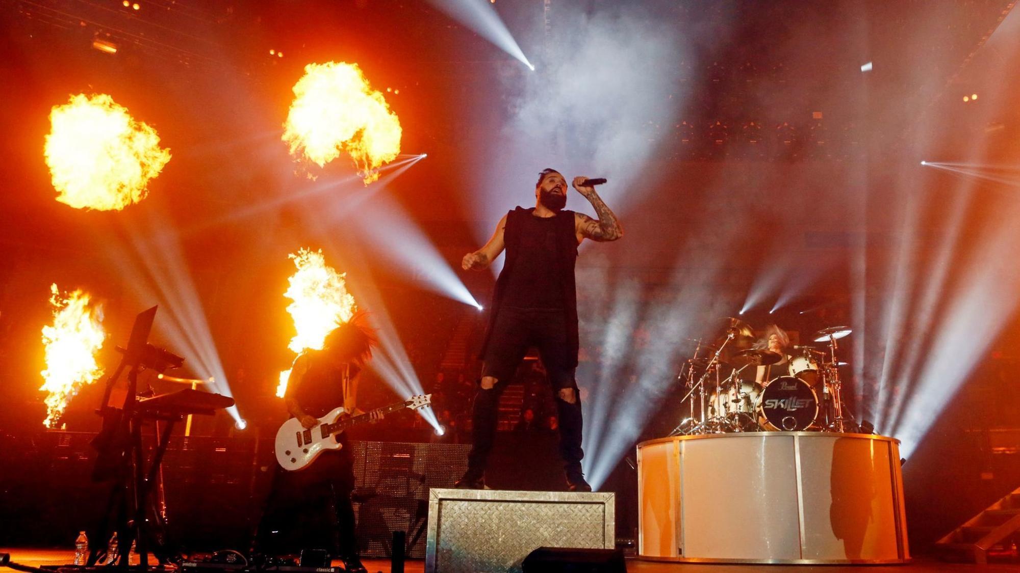 Bandit Helps Bring the Spectacle To Winter Jam Tour PLSN