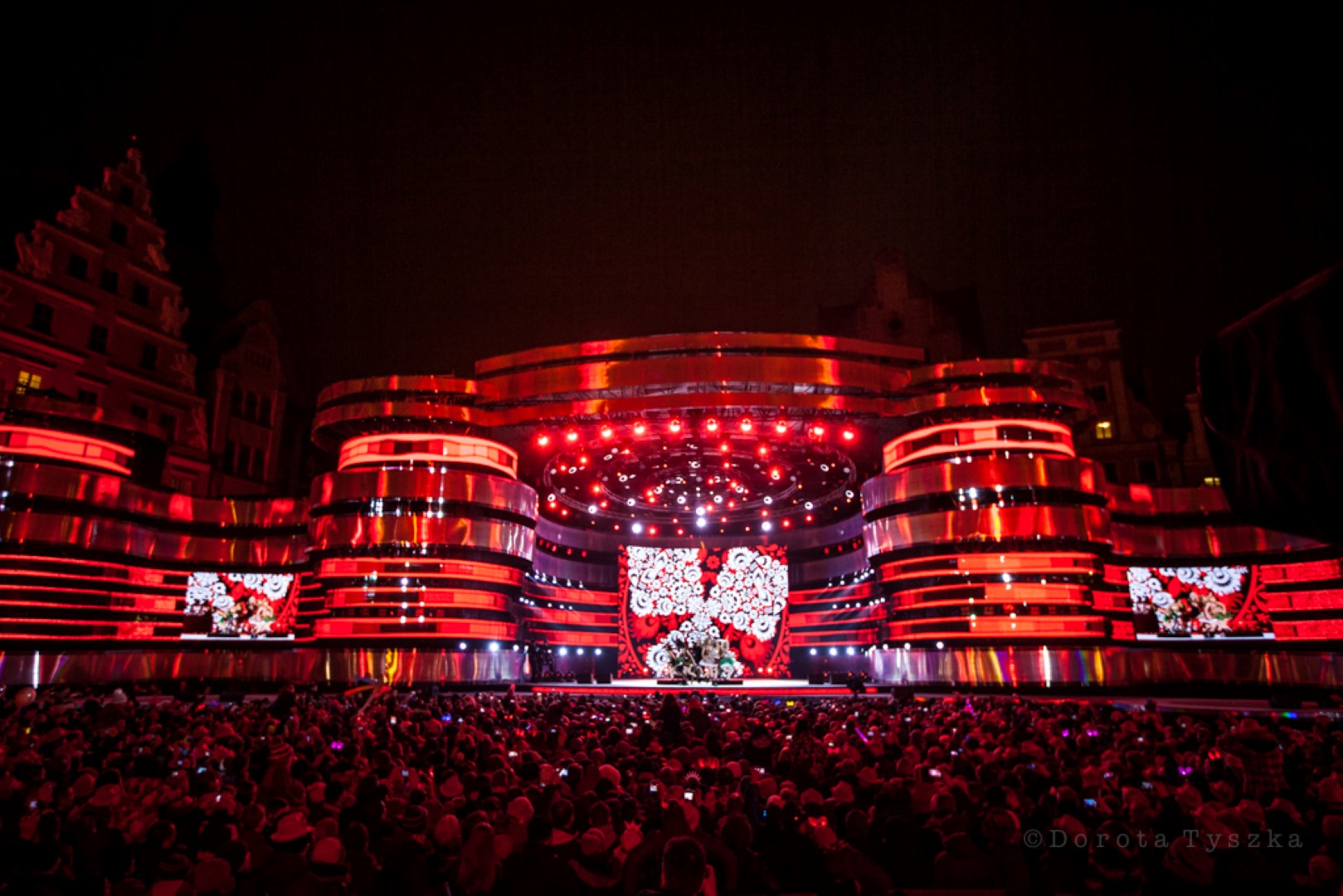 ARAM NYE Poland